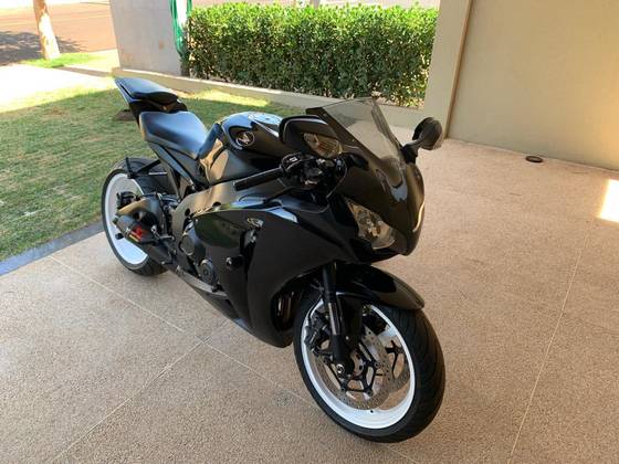 HONDA CBR 1000RR 